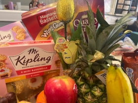 Fruit and Treat Hamper