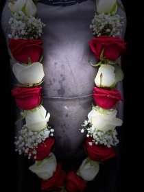 Red Rose and Gypsophila Garland