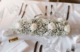 Rose and Gypsophila Flower Bar