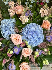 Summer blues and Pinks Front Facing Arrangements