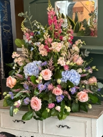 Summer blues and Pinks Front Facing Arrangements